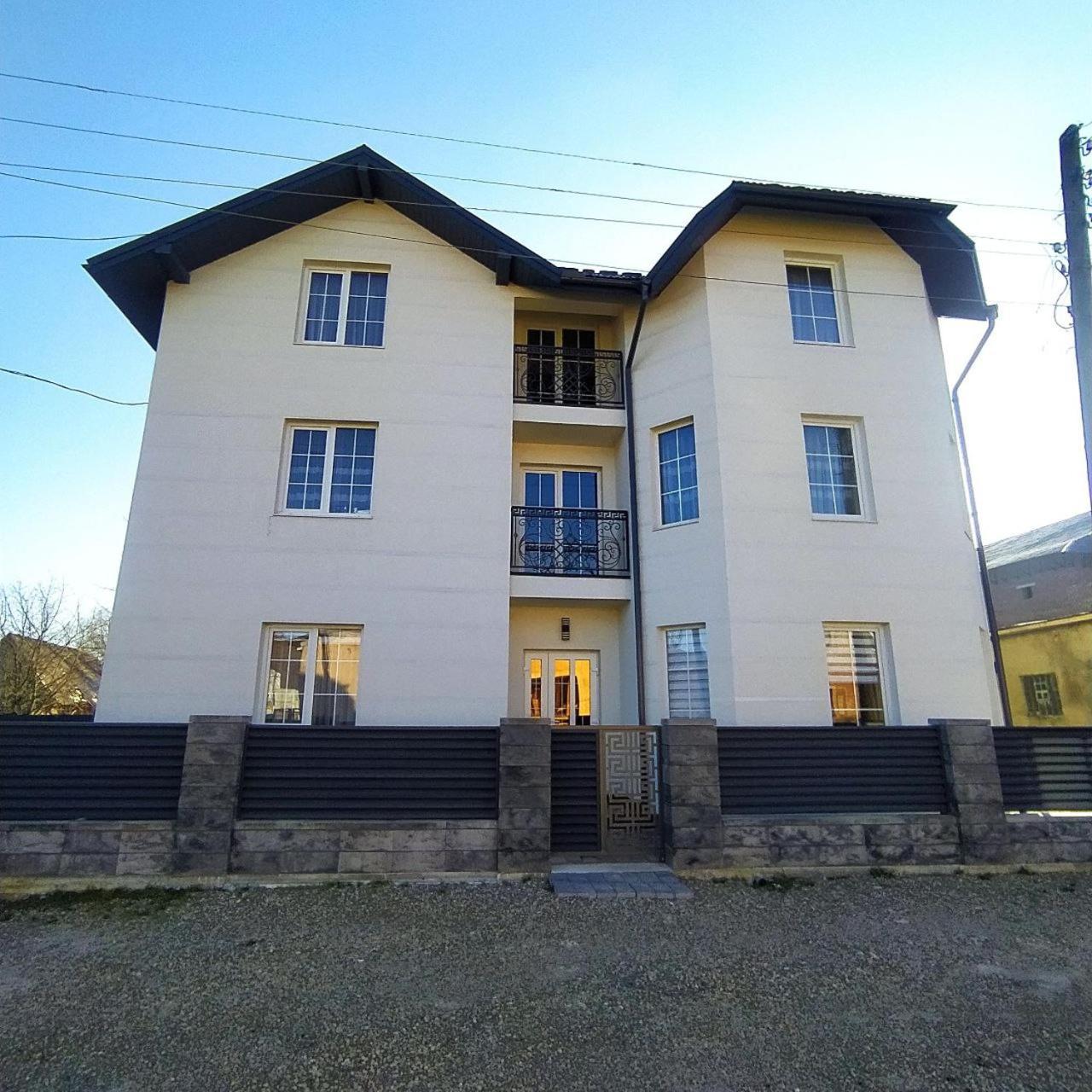 Harmony Bed and Breakfast Lazeshchyna Εξωτερικό φωτογραφία